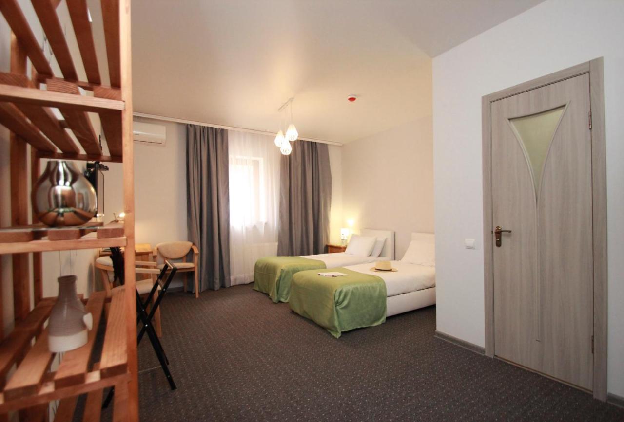 Garden Eco Design Hotel Одесса Экстерьер фото