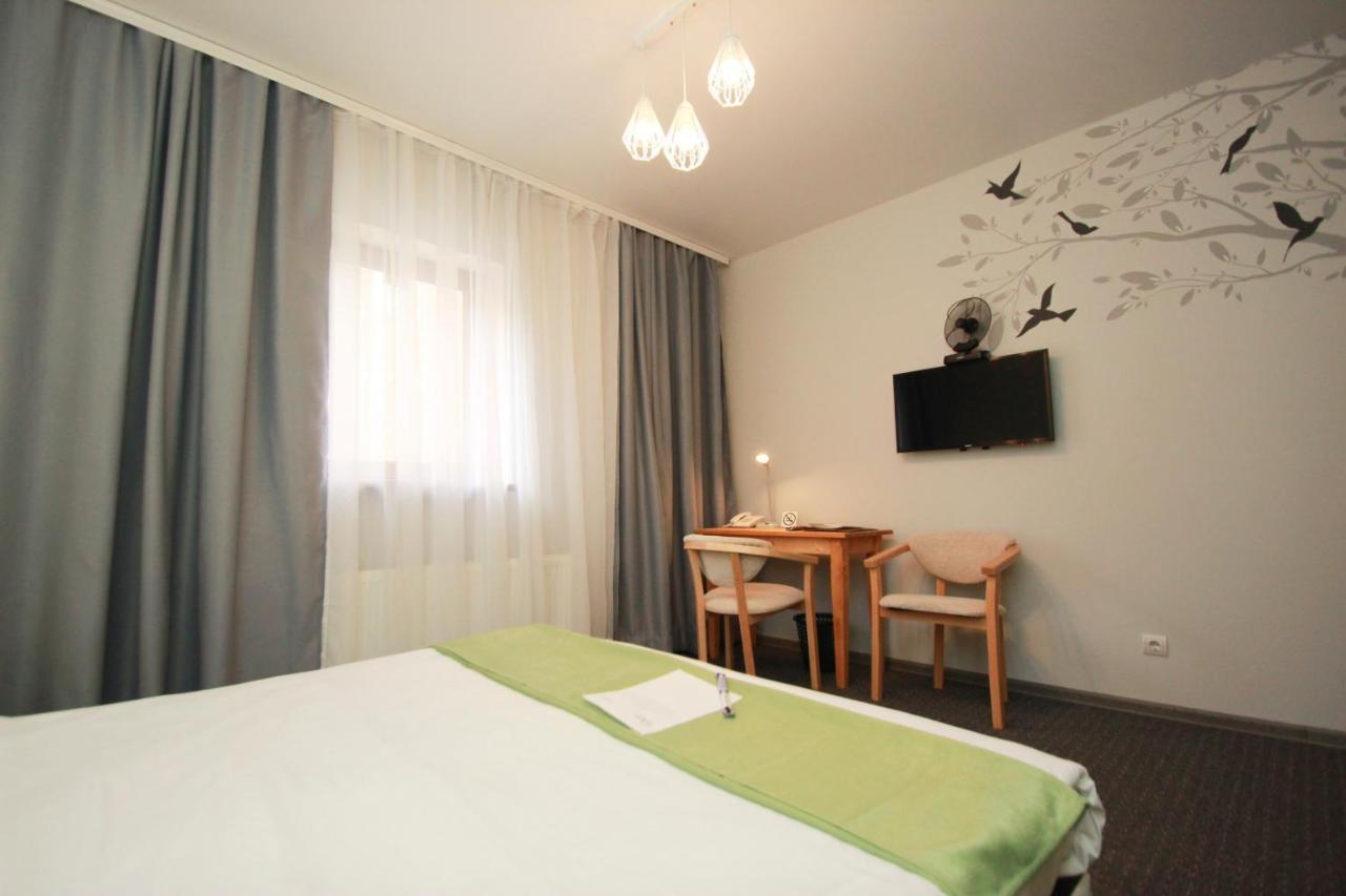 Garden Eco Design Hotel Одесса Экстерьер фото